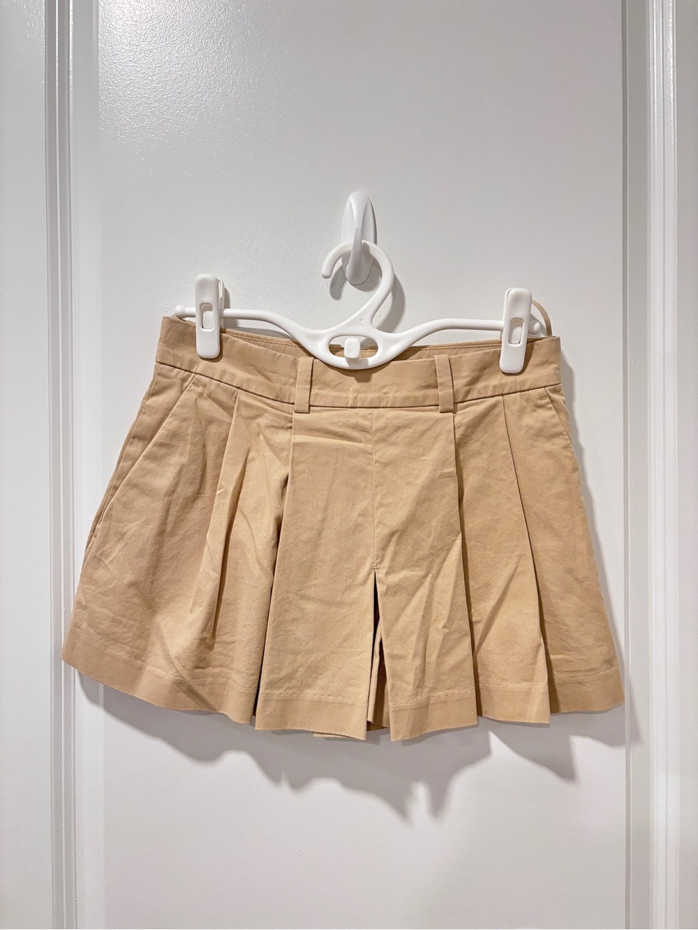 Cos Pleated Tan Women’s Dress Shorts